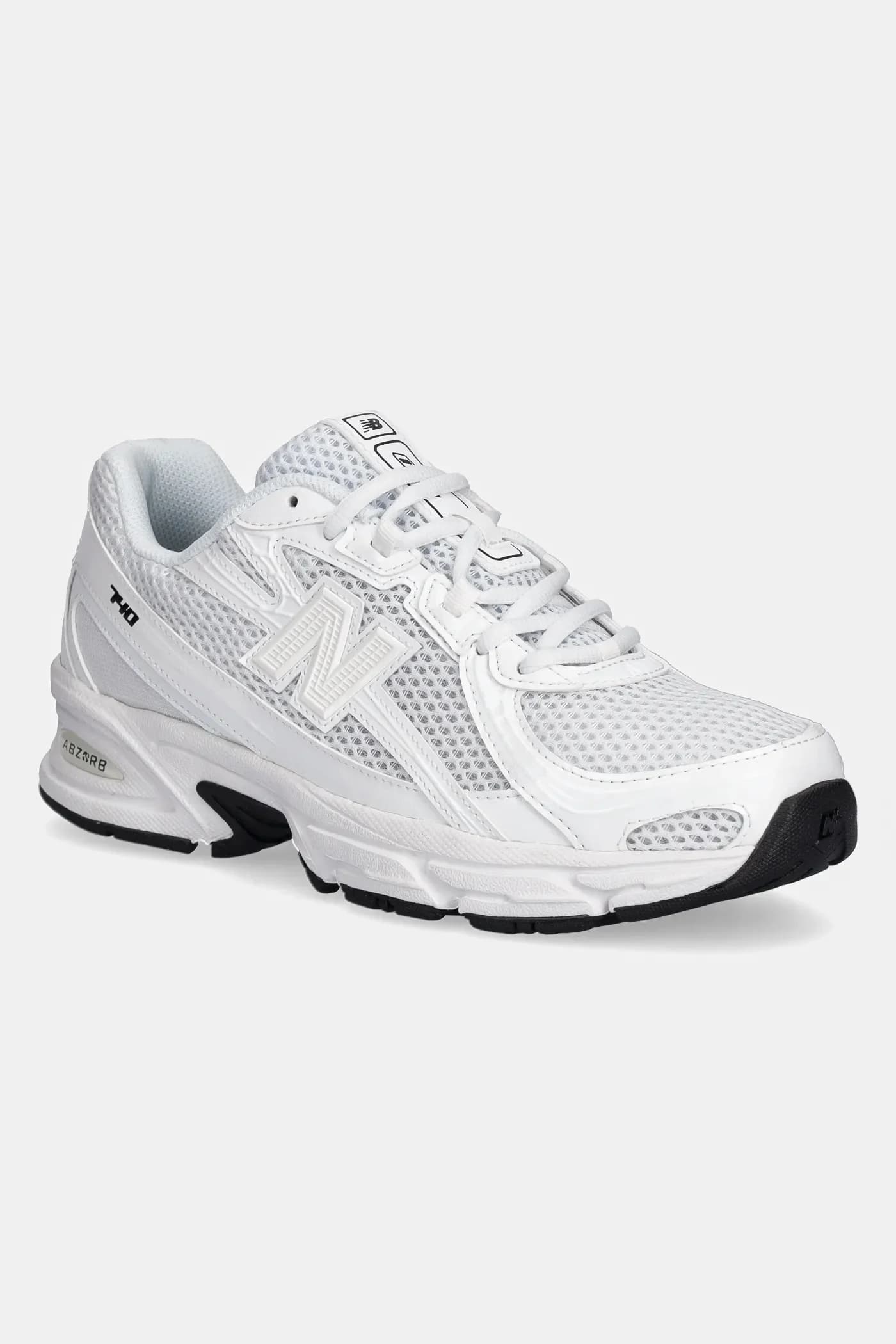 кроссовки 740