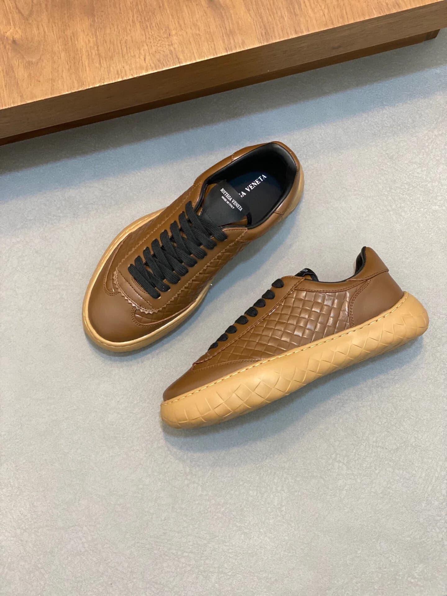 Кроссовки Bottega Veneta коричневые - фото 5