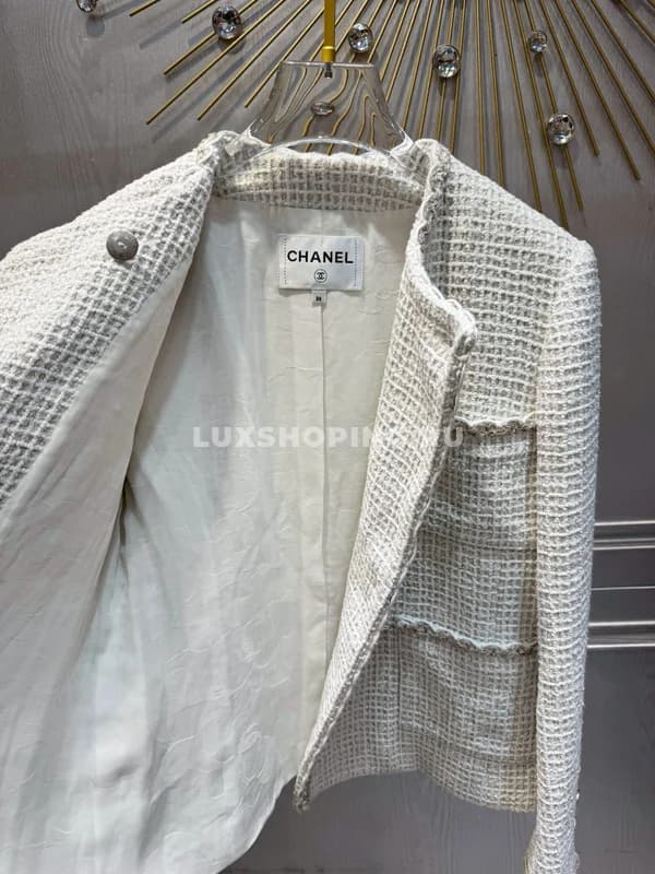Классический жакет Chanel белый - фото 4