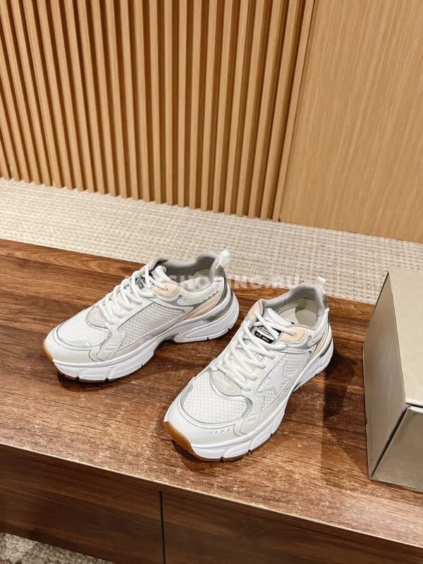 Кроссовки Golden Goose Lightstar белые - фото 4