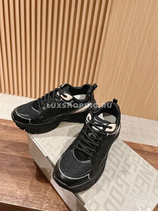 Кроссовки Golden Goose Lightstar черные - фото 3