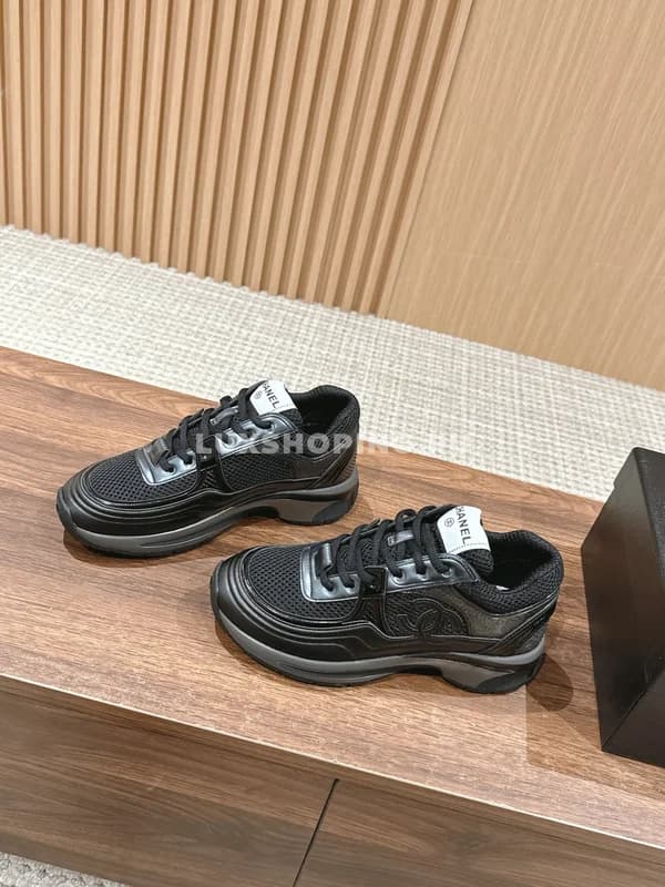 Классические кроссовки Chanel черные - фото 2