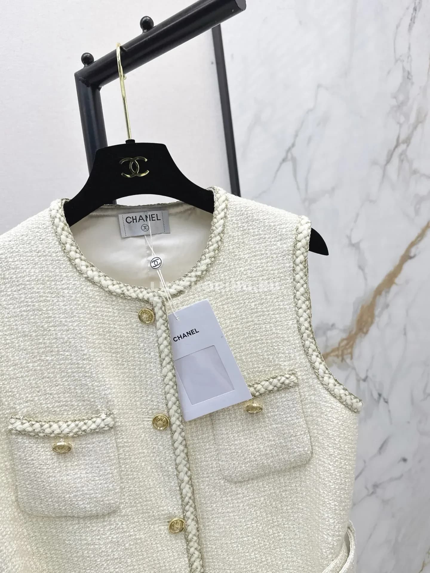 Вязанная жилетка Chanel белая - фото 5