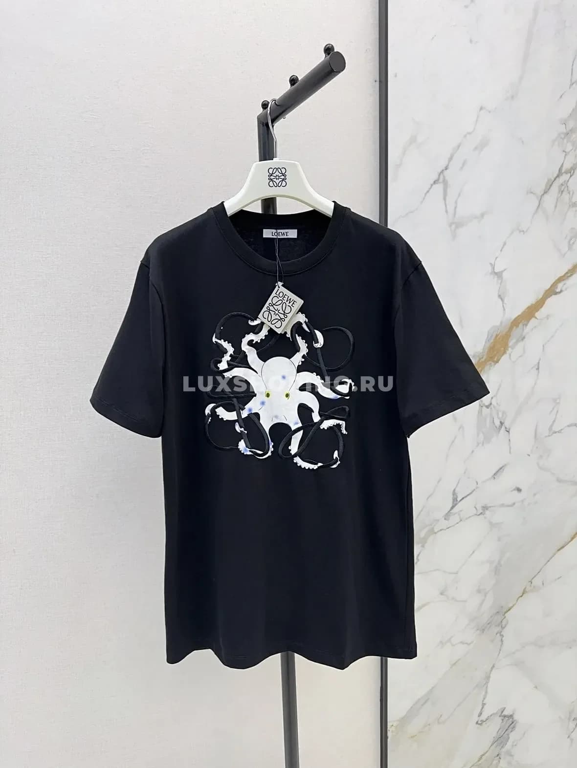 Футболка Loewe черная с вышивкой