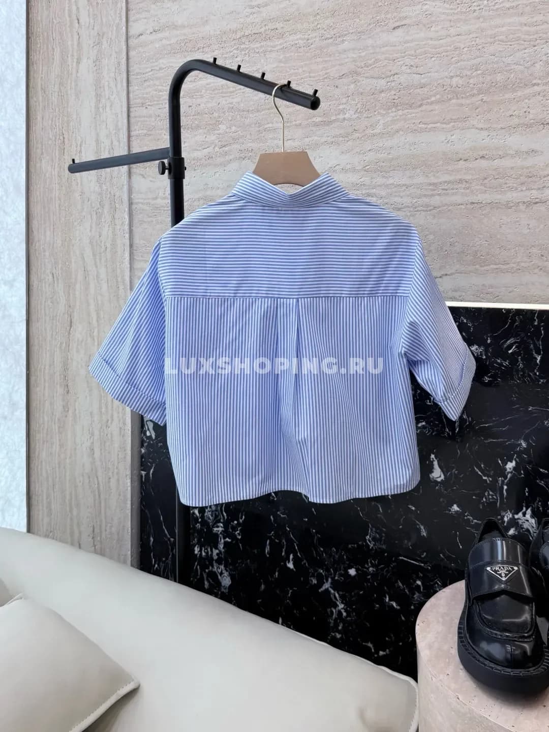 Рубашка с короткими рукавами и золотыми пуговицами, сине-белая полоска - фото 2