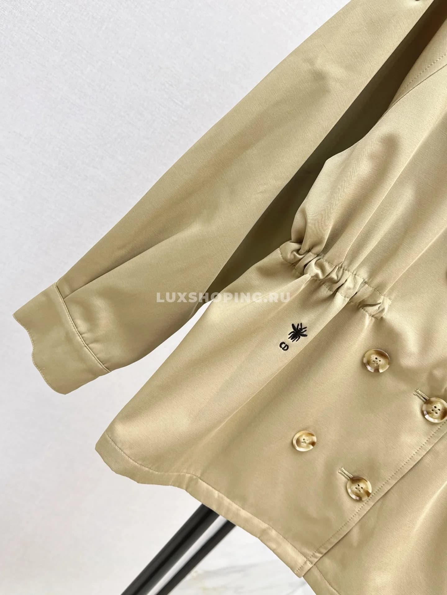 Тренч в стиле ретро Dior бежевый - фото 6