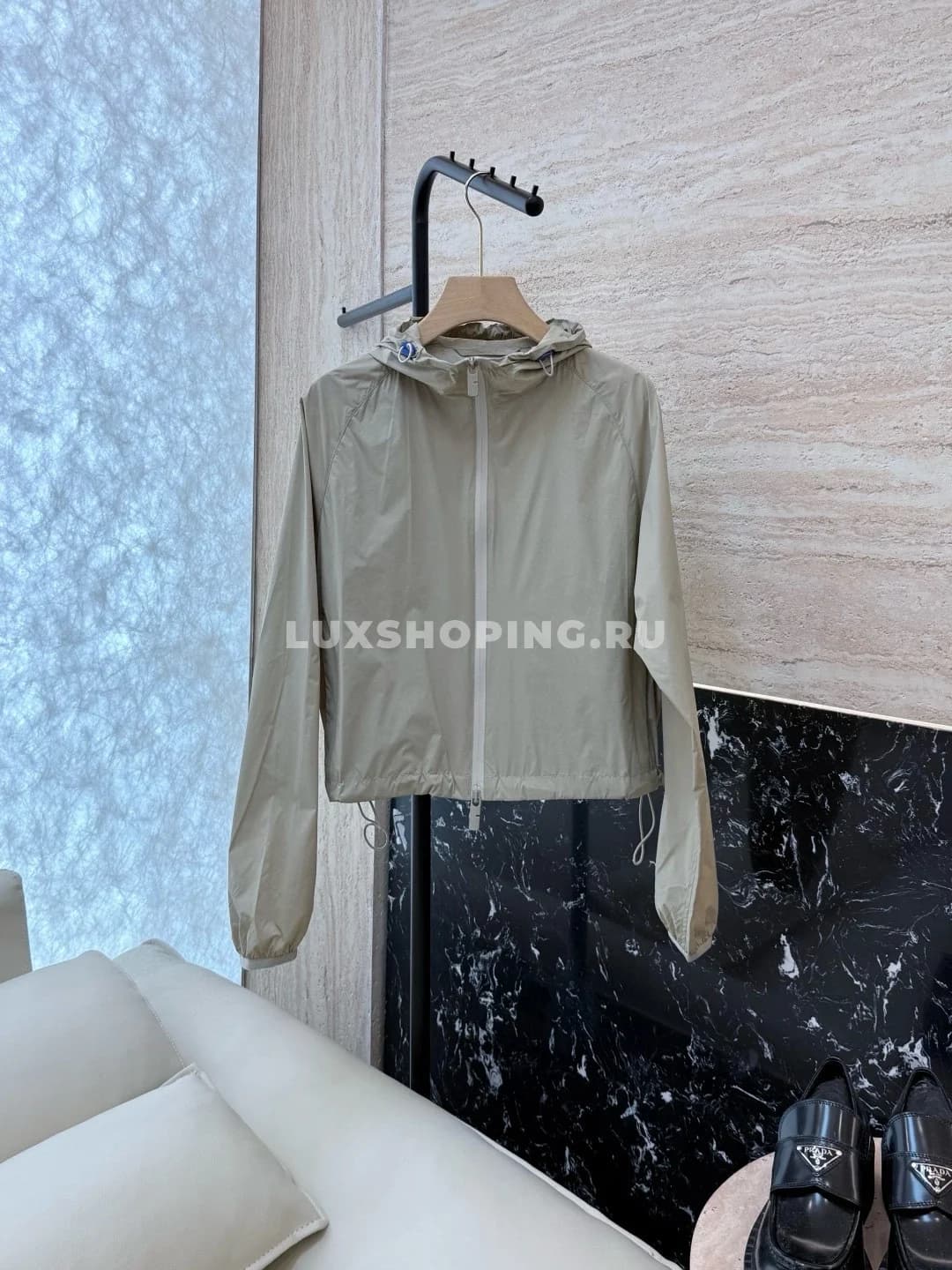 Burberry легкая дышащая удобная куртка, бежевая