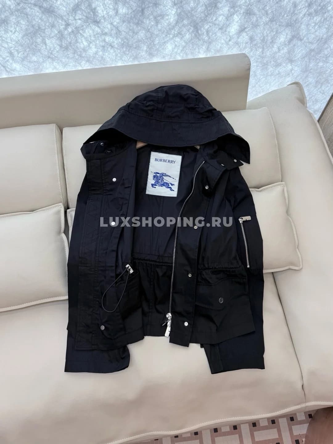 Burberry легкая удобная куртка парка, черная - фото 4