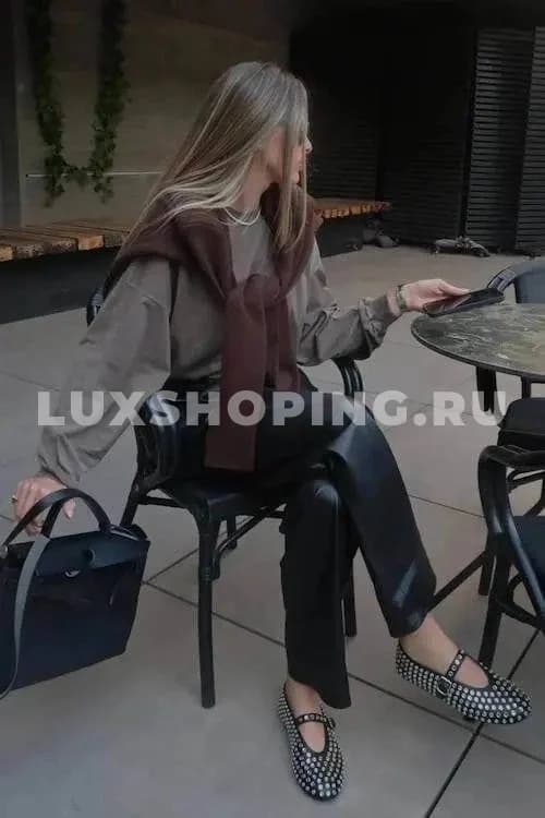 ALAIA Кожаные балетки с кристаллами, черные - фото 9