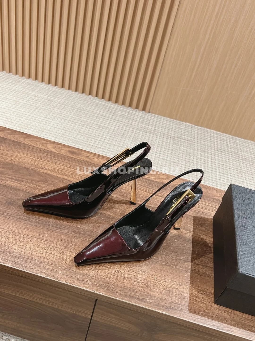 Туфли YSL на высоком каблуке бордо