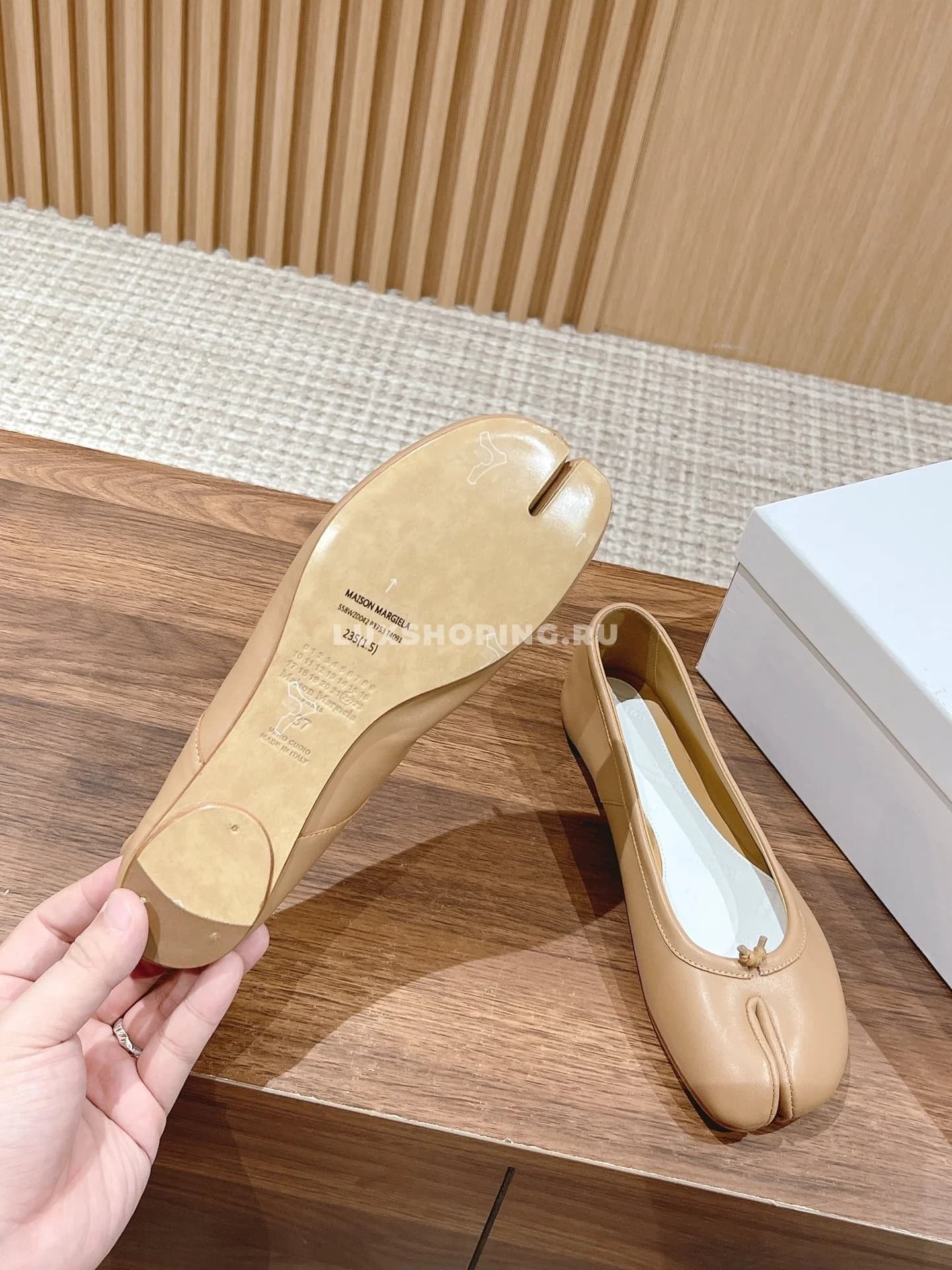 Балетки Margiela Tabi коричневые - фото 3