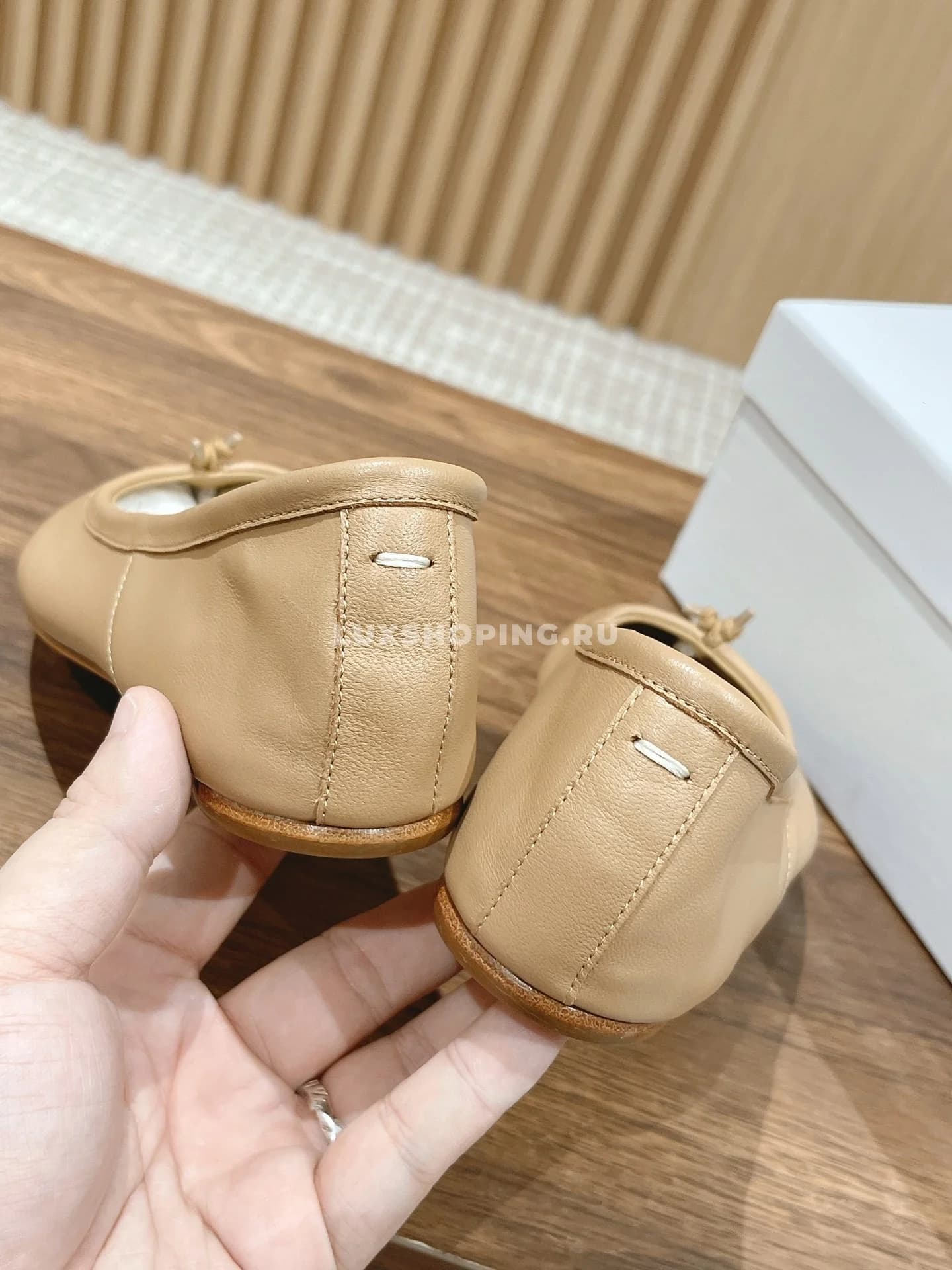 Балетки Margiela Tabi коричневые - фото 4