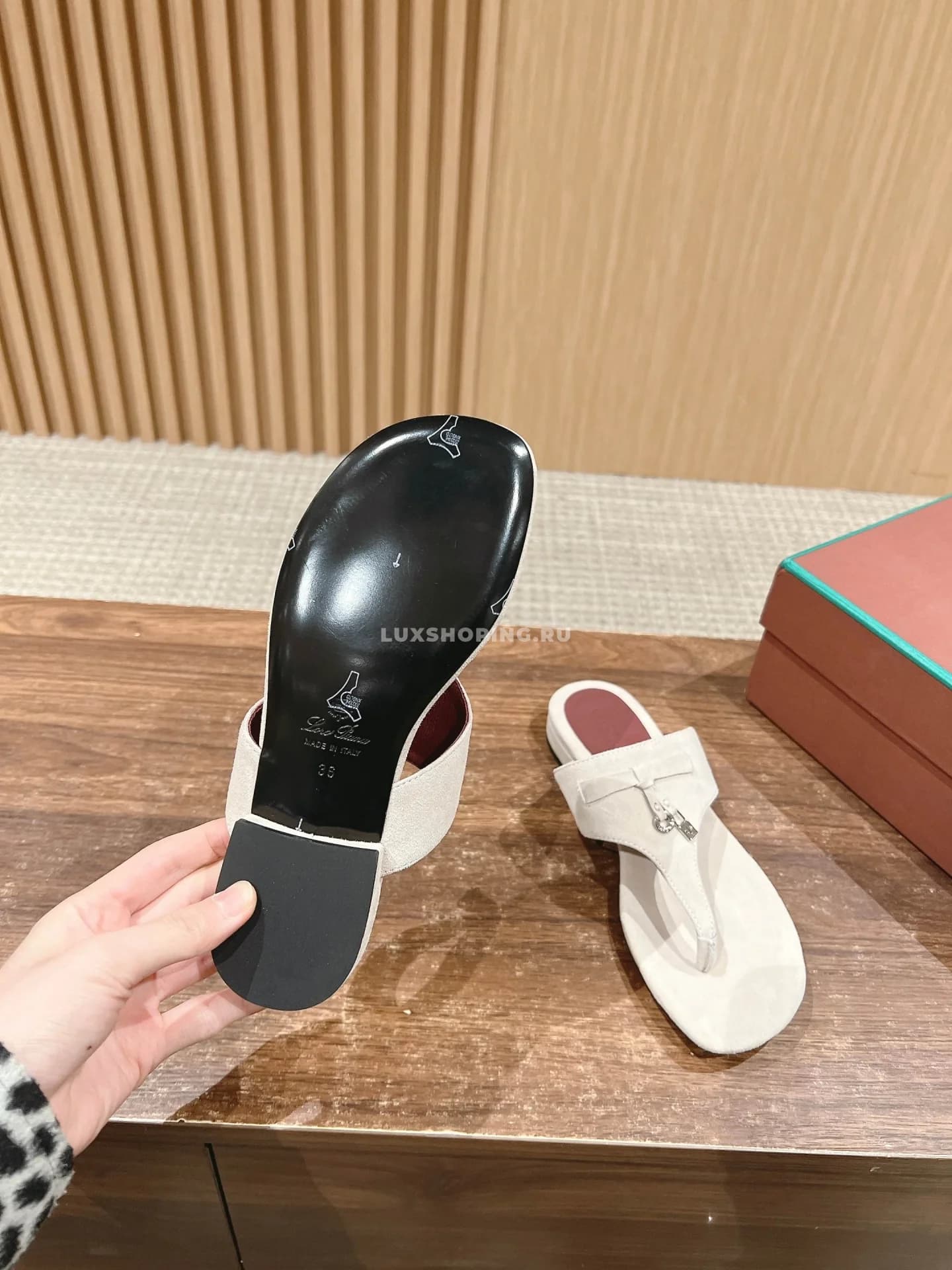 Шлепаны Loro Piano белые - фото 6