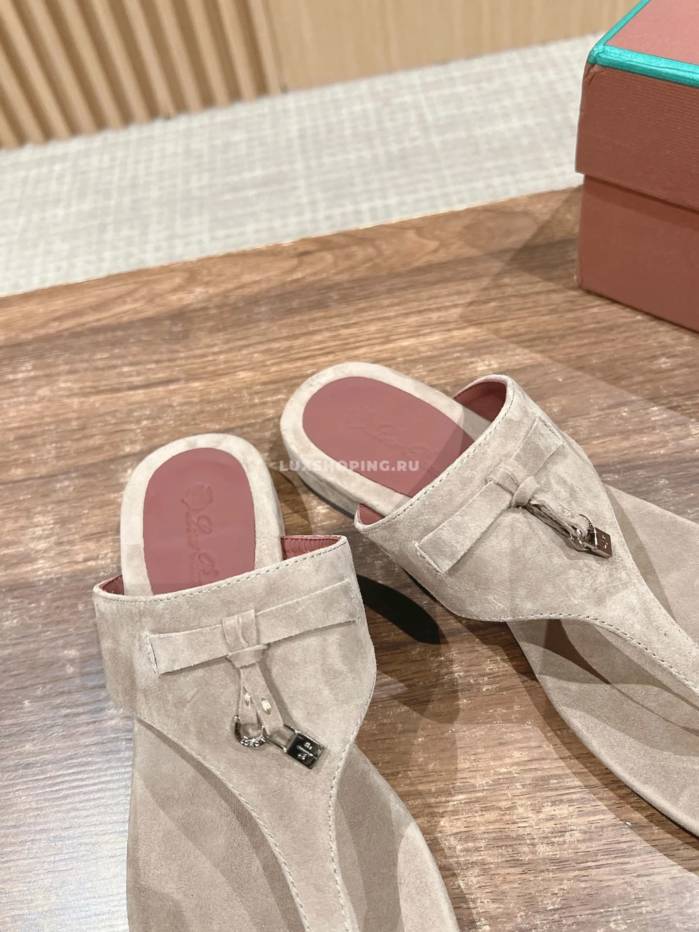 Шлепаны Loro Piano серые - фото 7