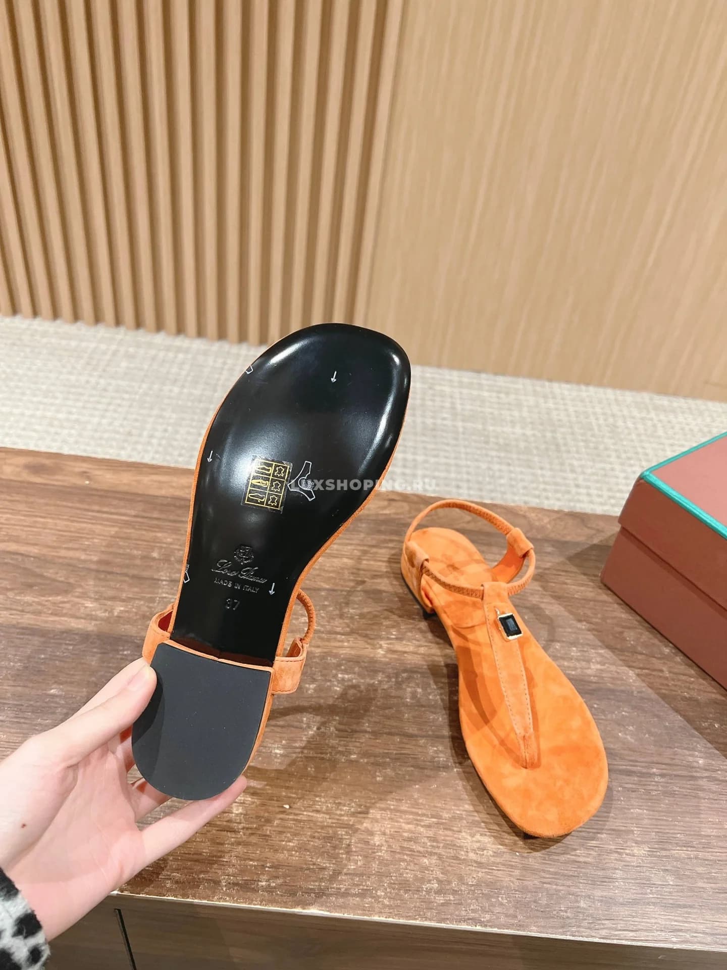 Сандали Loro Piano оранжевые - фото 7