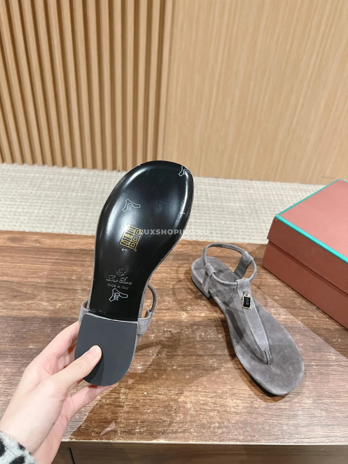 Сандали Loro Piano темно серые - фото 6