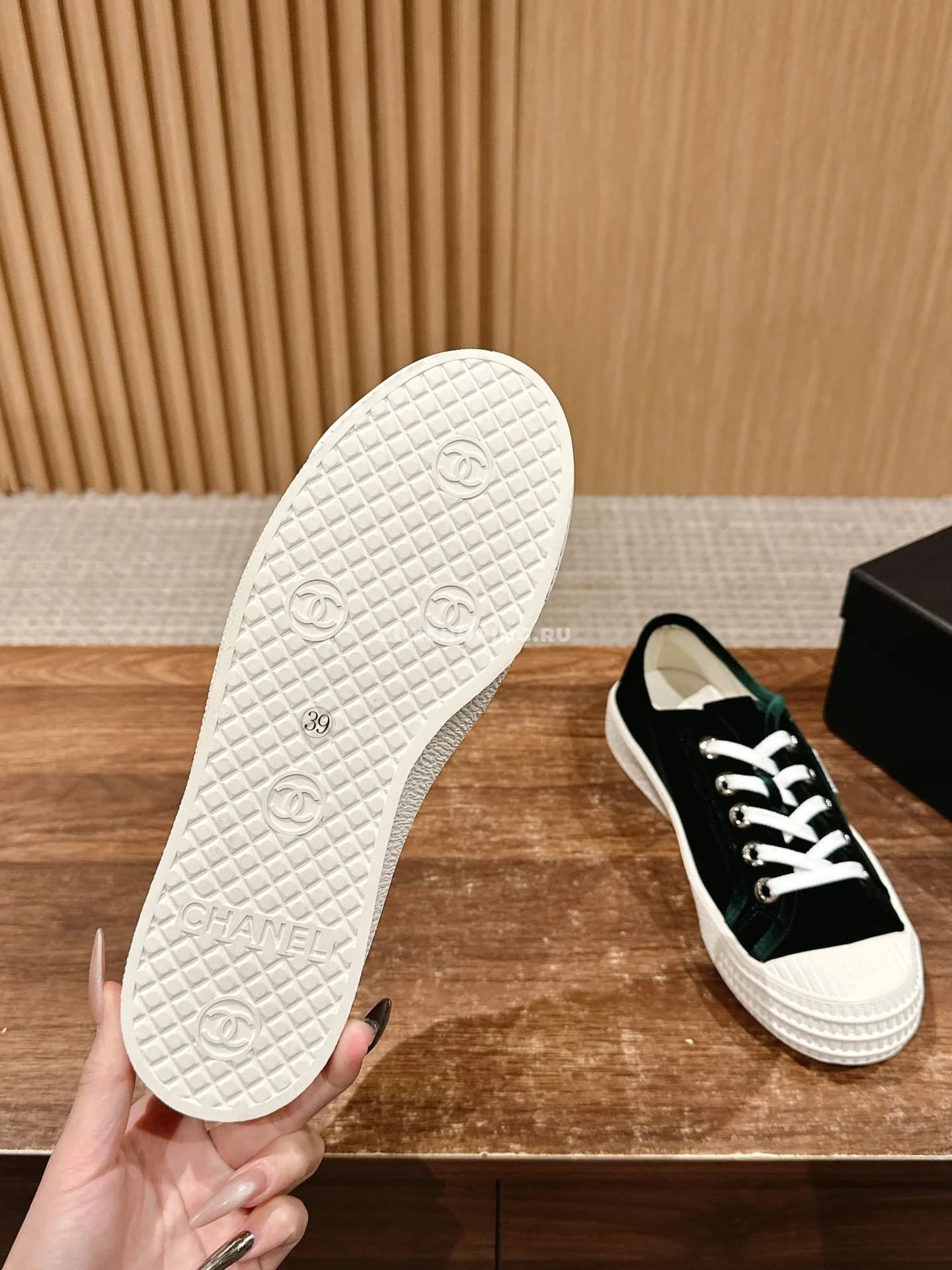 Кеды Chanel в ретро-стиле зеленые - фото 7