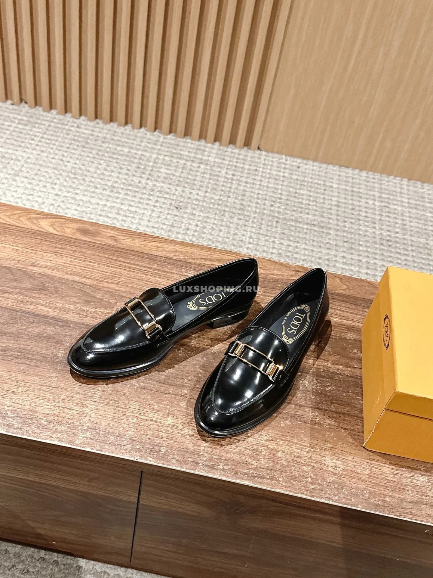 Лоферы Tods лакированные черные - фото 4