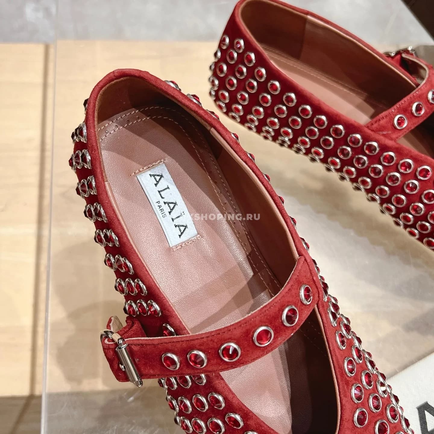 Балетки ALAÏA Crystal-Embellished бордовые - фото 7