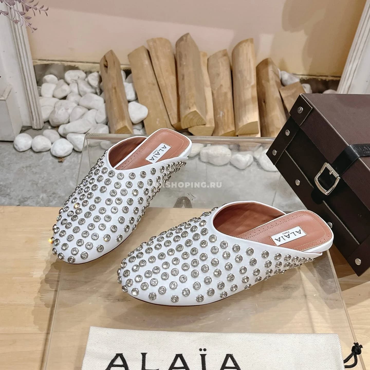 Мюли ALAÏA Crystal-Embellished белые - фото 3