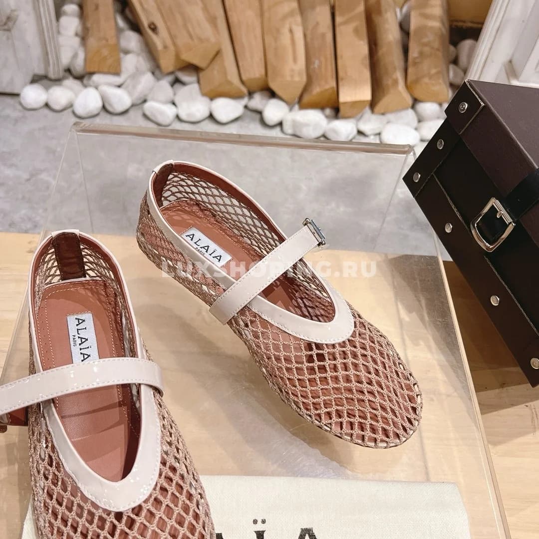 Балетки ALAÏA сетчатые бежевый - фото 6