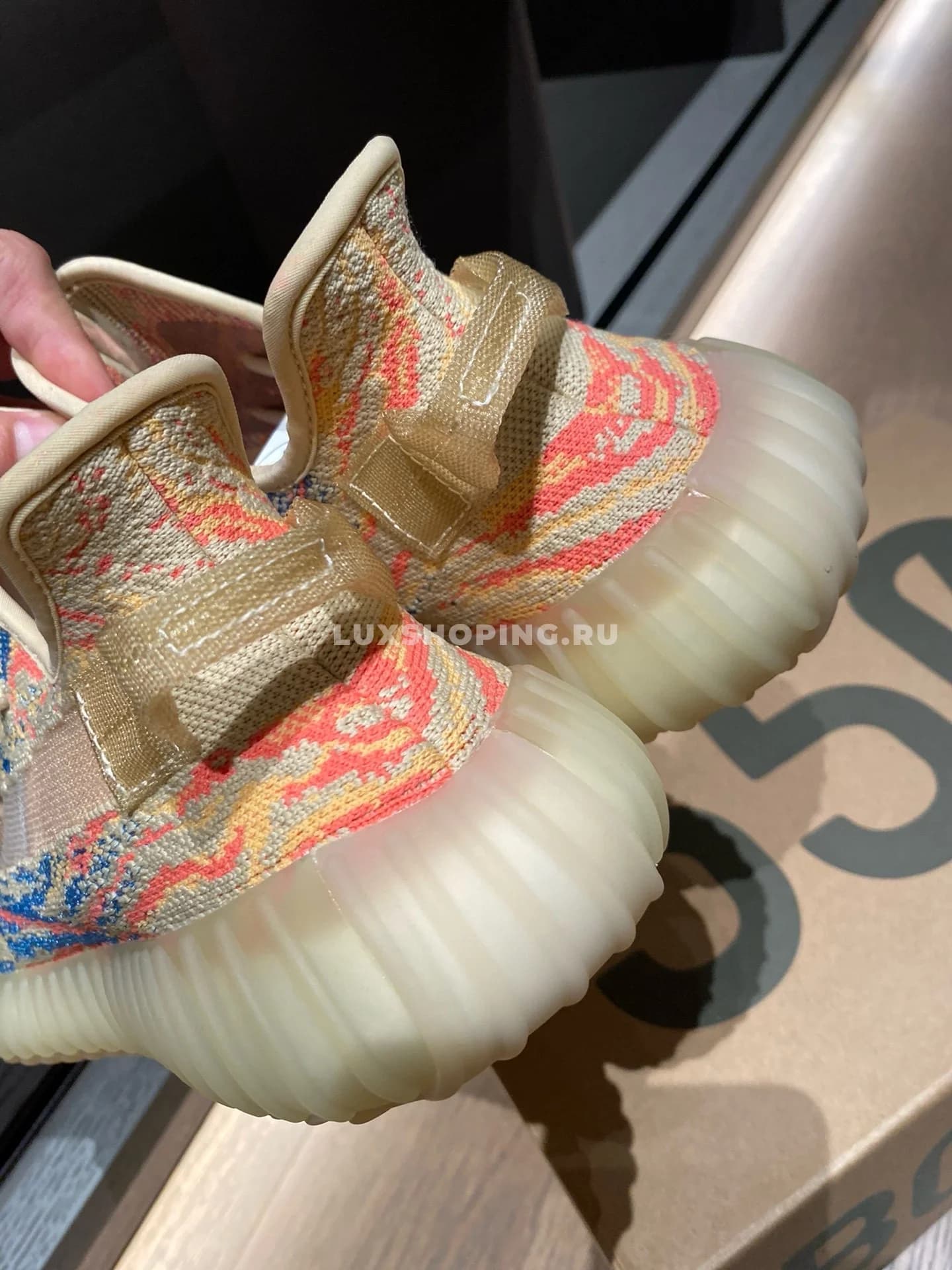 Кроссовки Adidas Yeezy Boost 350 1004Р - фото 8