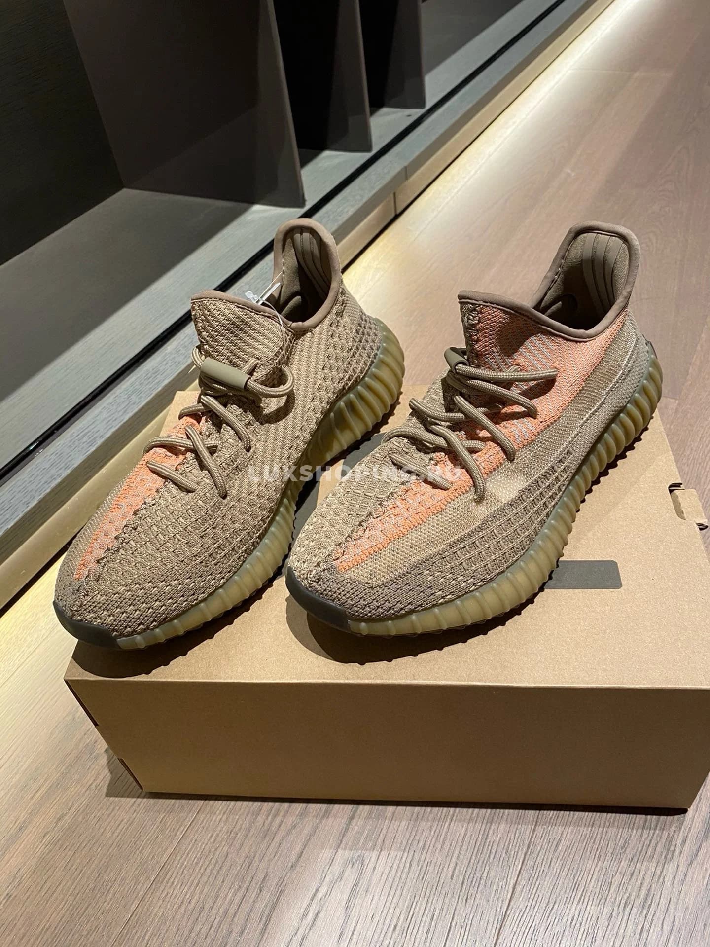 Кроссовки Adidas Yeezy Boost 350 1012К - фото 4