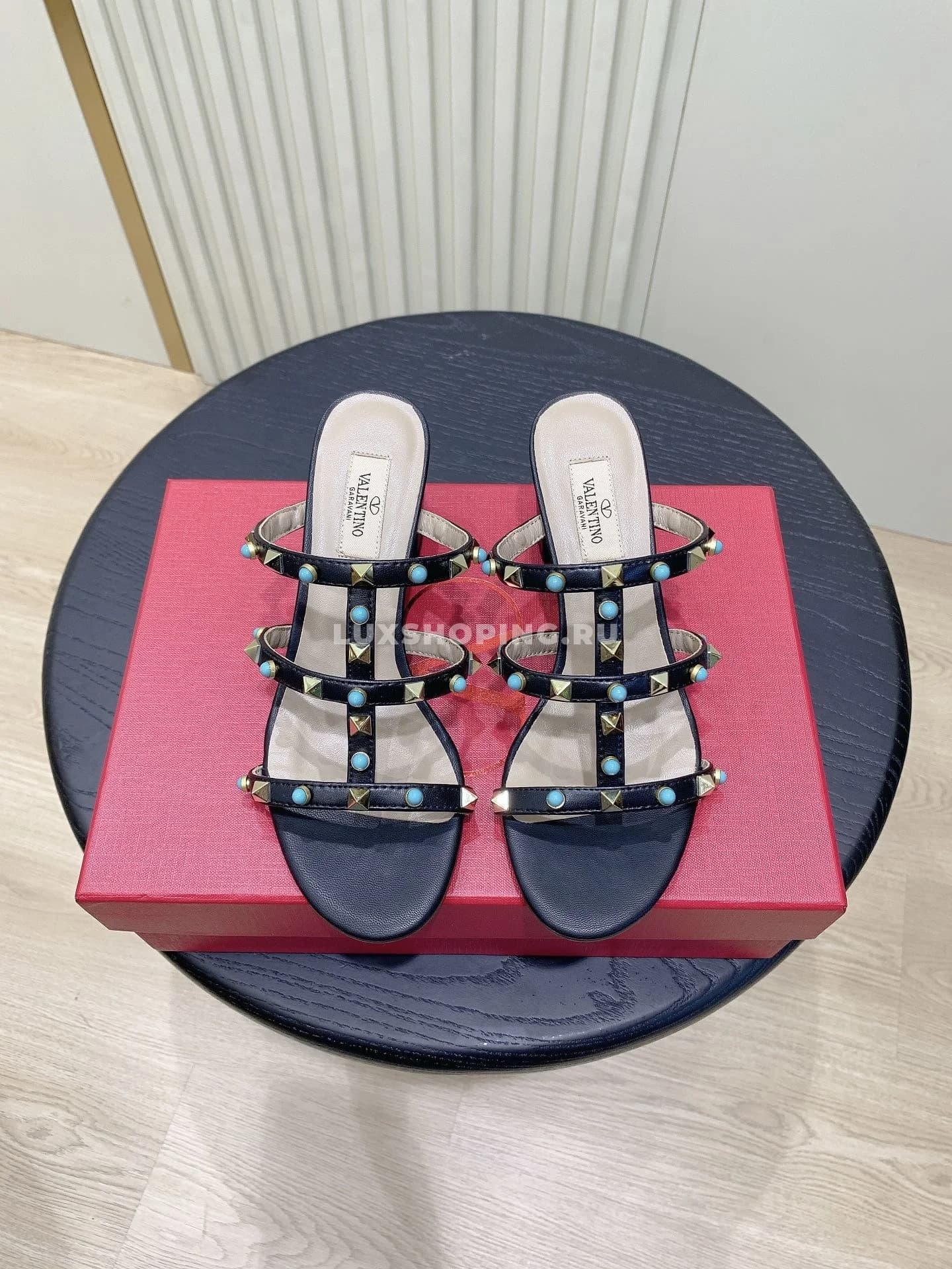 Туфли Valentino 2025 на высоком каблуке, черные