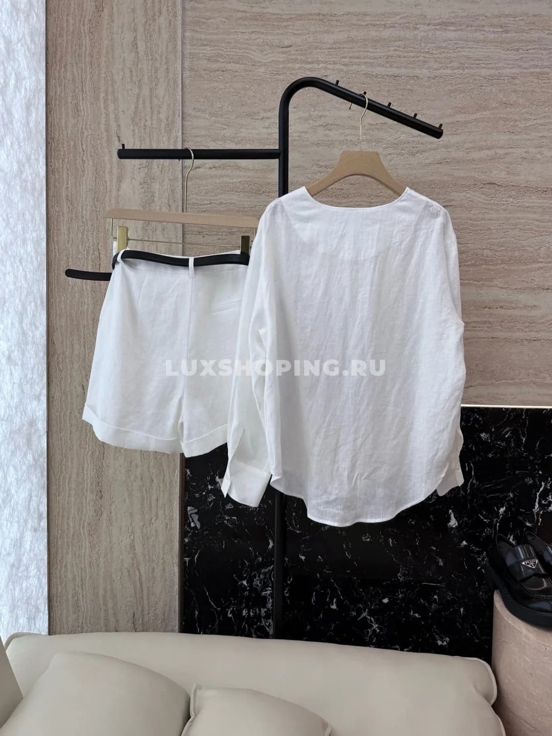 Zimmermann льняной костюм с шортами белый - фото 2