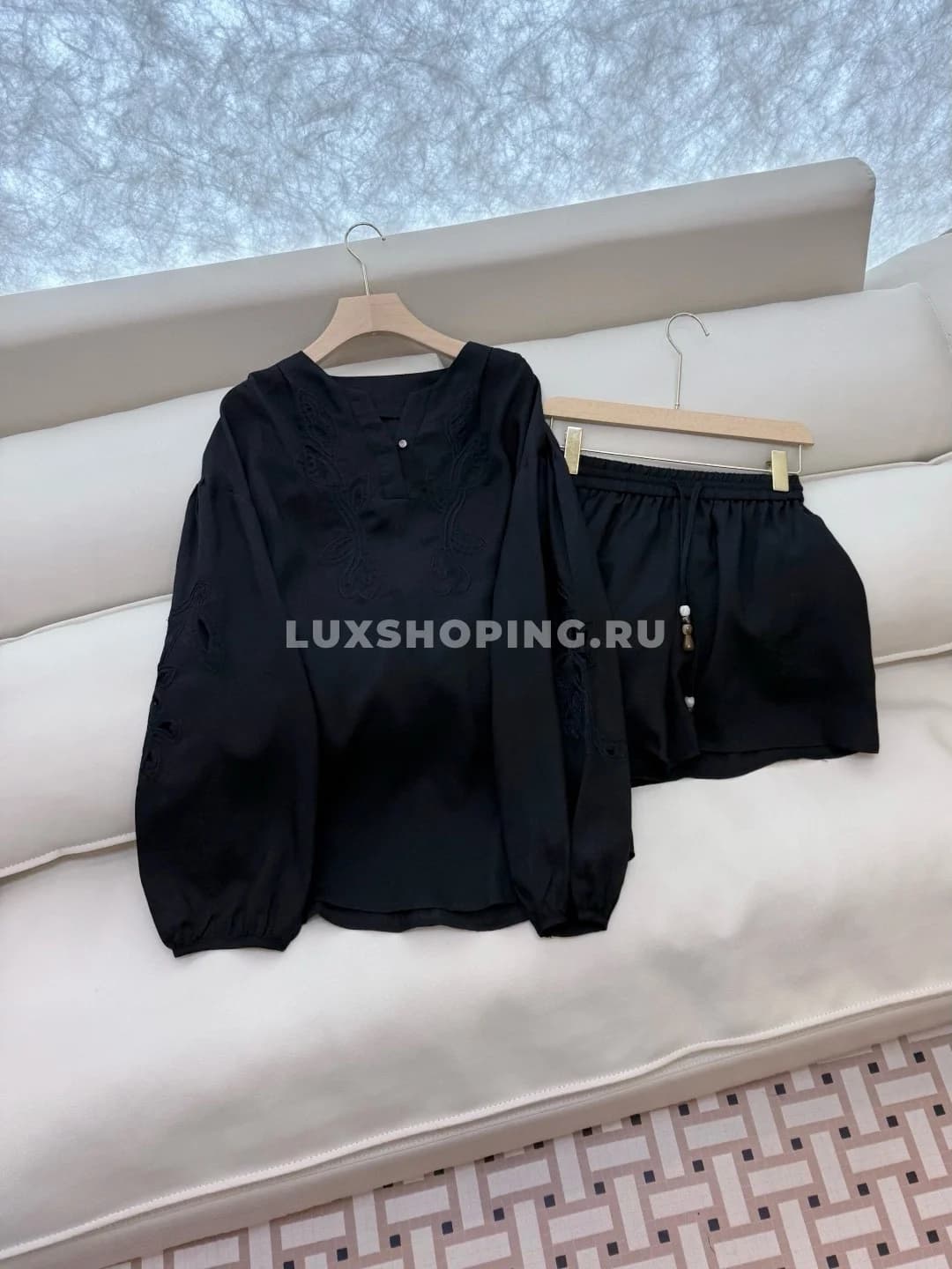 Zimmermann льняной костюм с шортами на завязках черный - фото 3