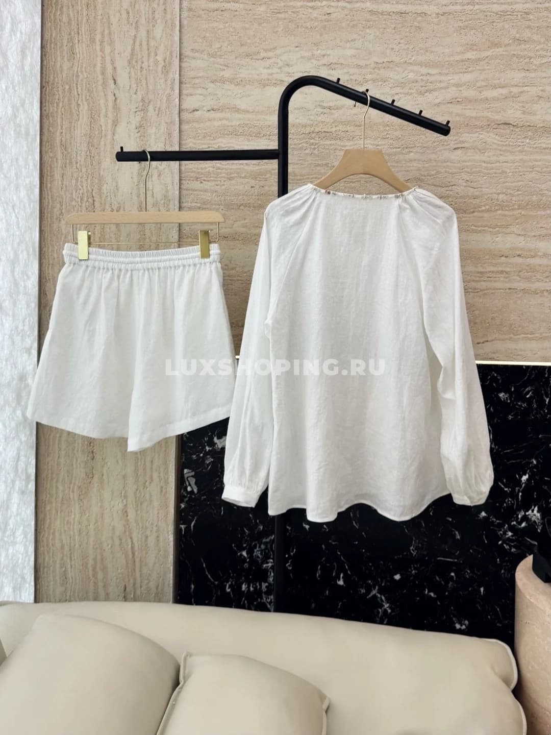 Zimmermann льняной костюм с шортами на завязках белый - фото 2