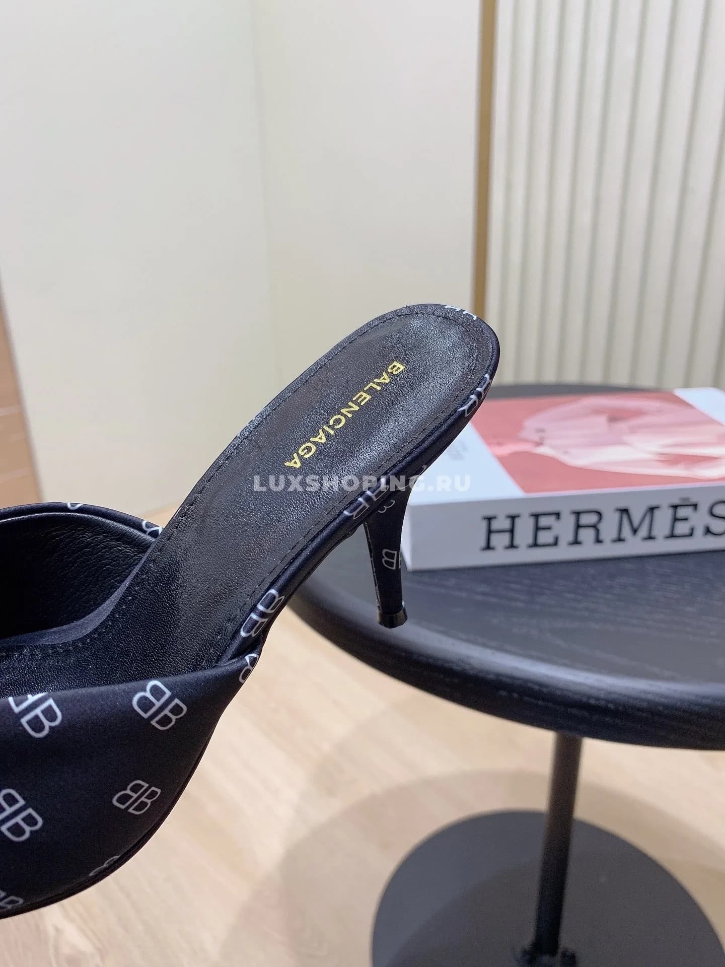 Туфли Balenciaga с открытой пяткой - фото 3