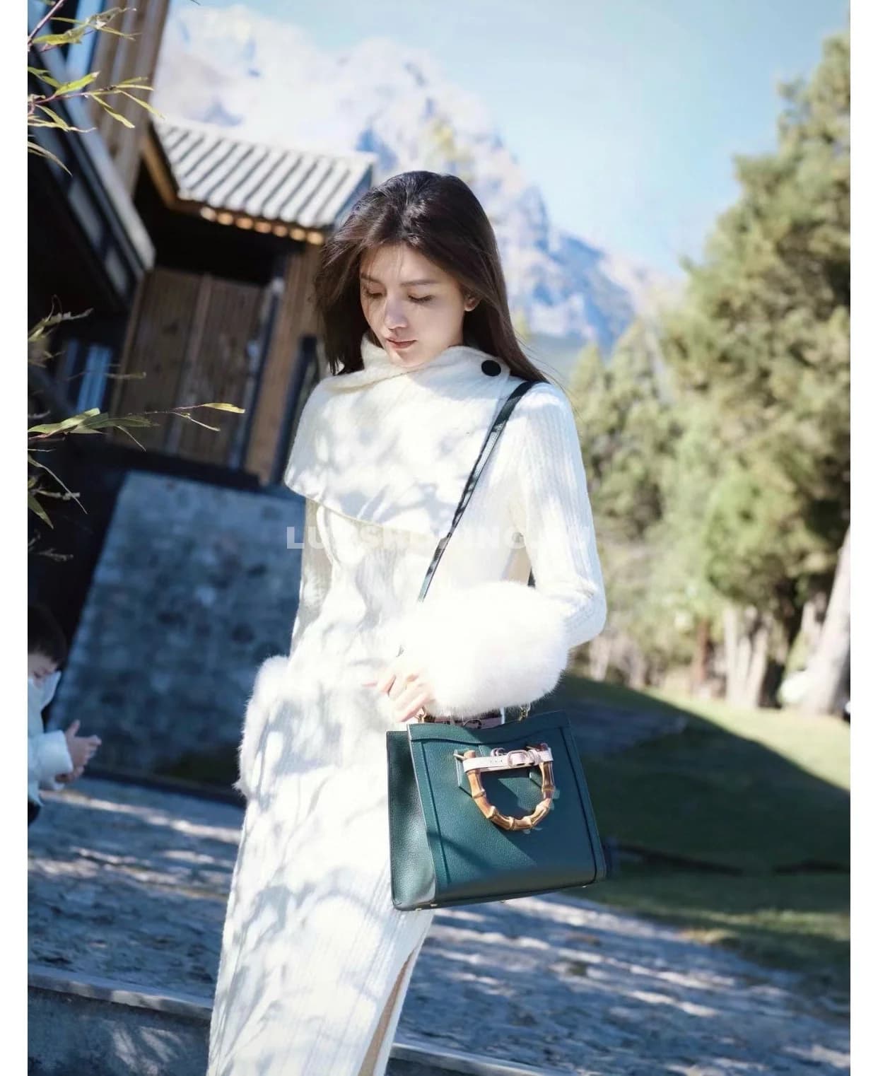 Gucci Сумка-тоут Diana 702721 темно-зеленый - фото 13