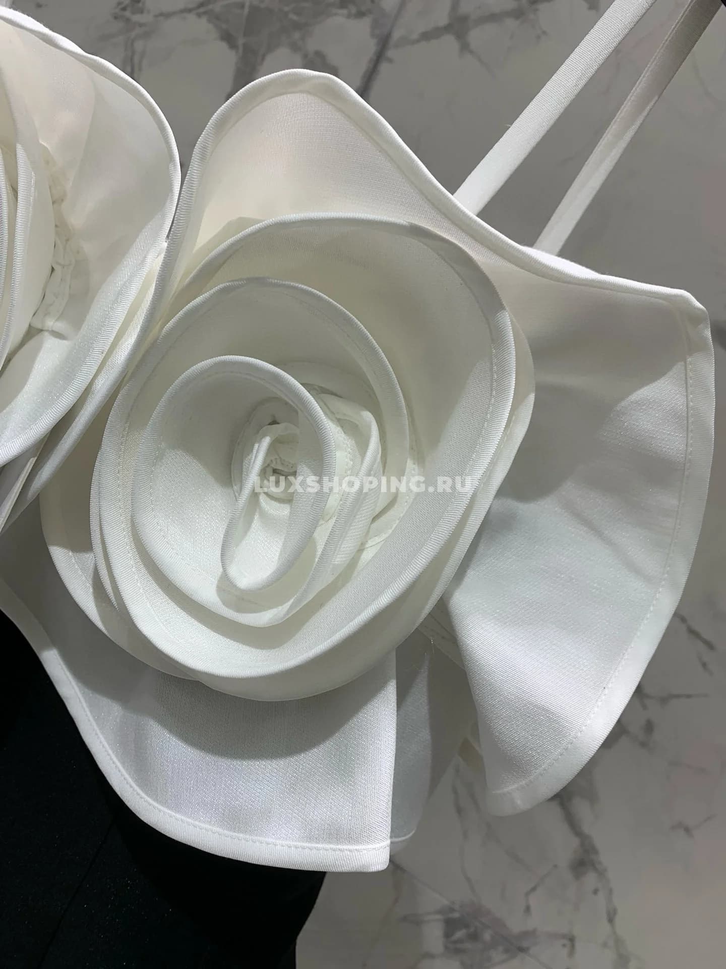 Valentino платье с белыми цветами - фото 4