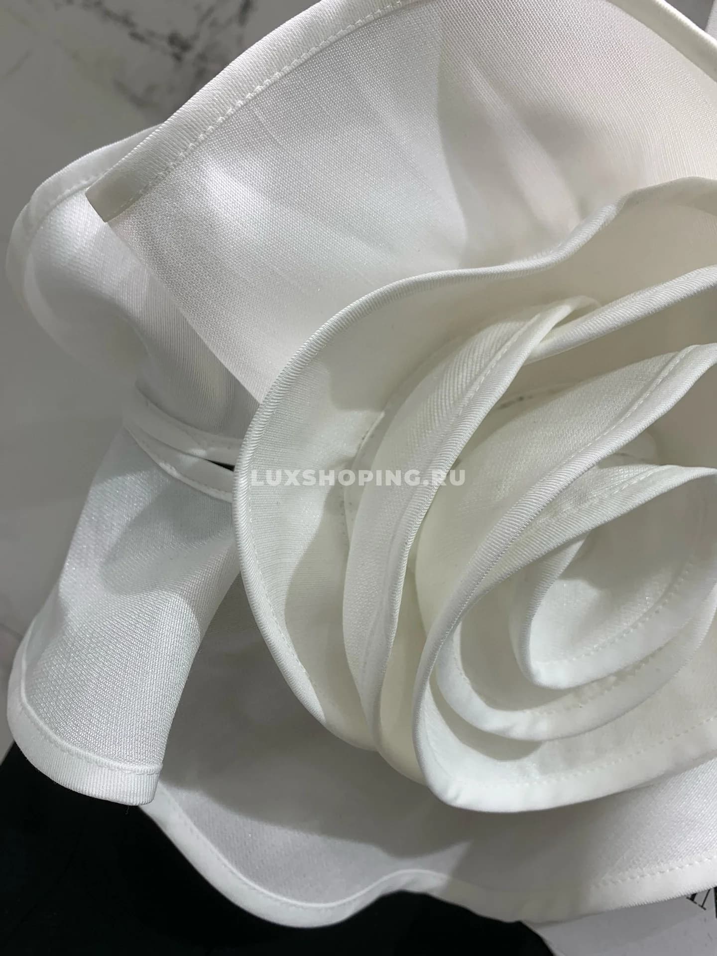 Valentino платье с белыми цветами - фото 5