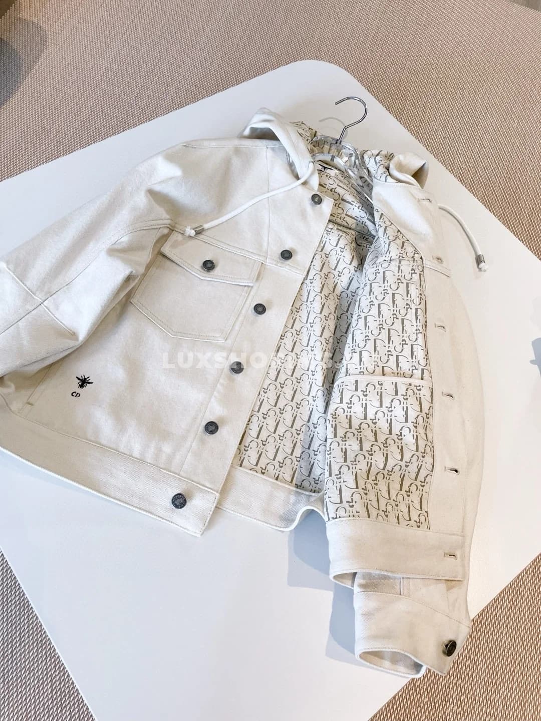 Dior Бежевая джинсовая куртка с капюшоном и фирменным узором Dior Oblique - фото 6