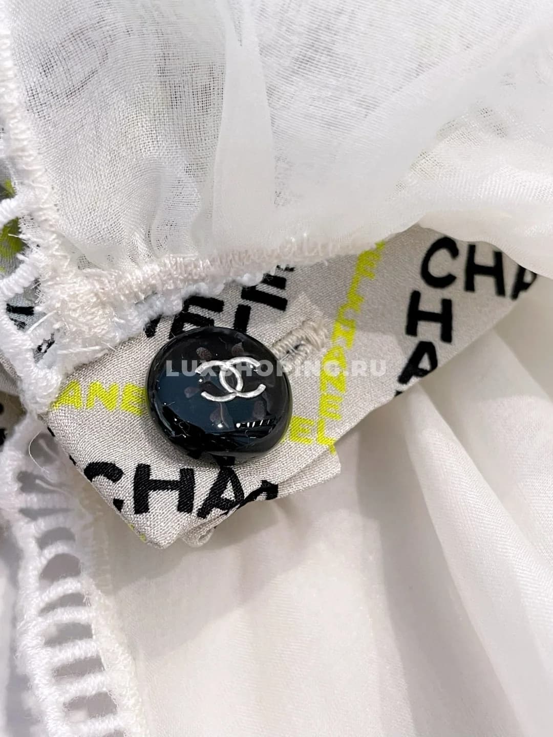 CHANEL Роскошный шелковый кардиган с объемными рукавами - фото 11