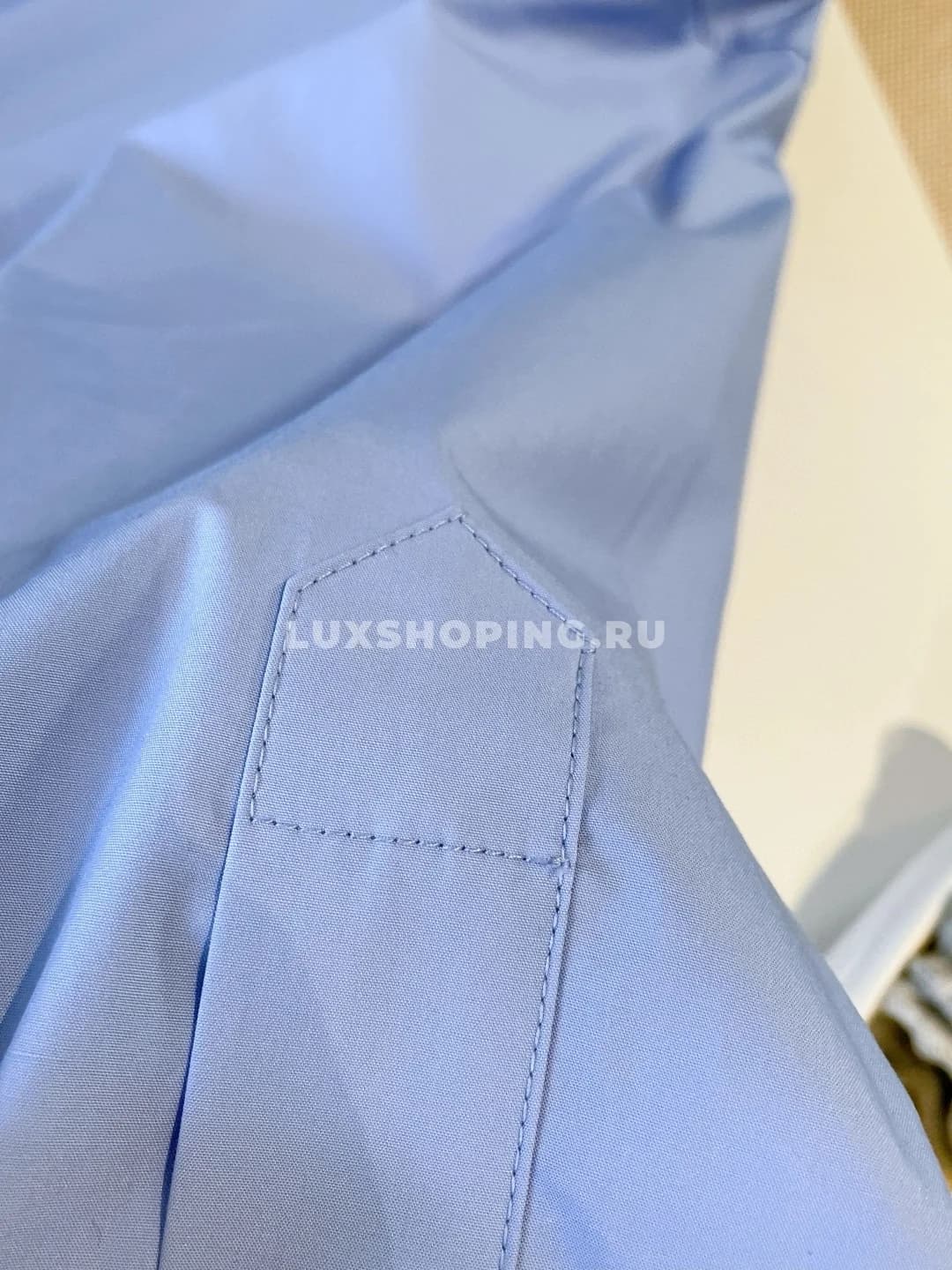 Miu Miu поплиновая рубашка с контрастным воротником - фото 6