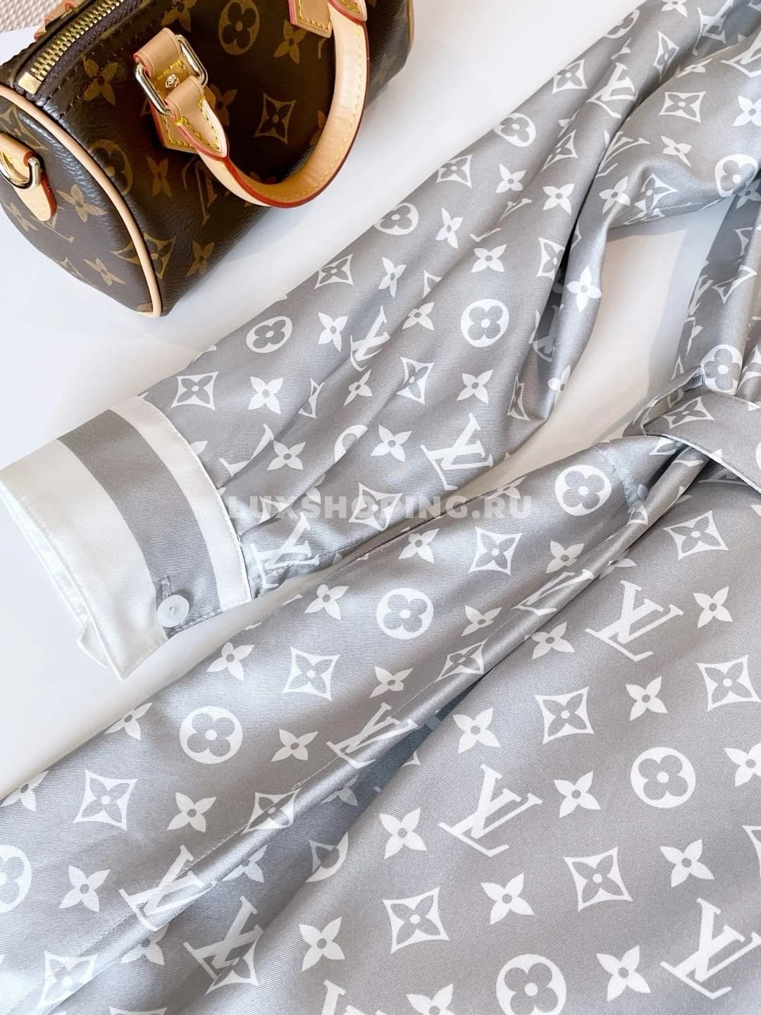 Louis Vuitton шелковое платье-рубашка - фото 3