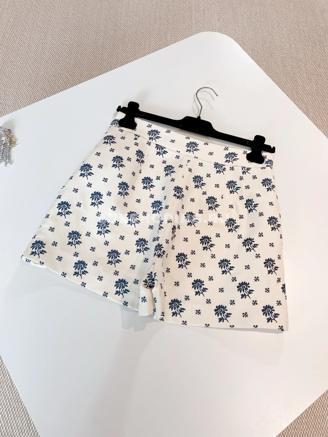 Valentino Шорты из шерсти и шелка с цветочным узором - фото 8