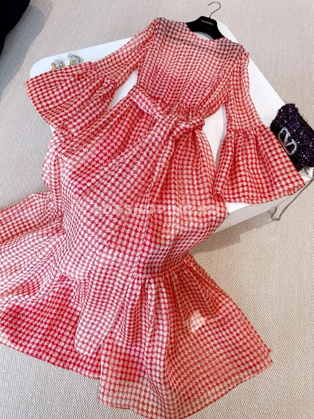 Valentino Элегантное платье из шелковой органзы с узором «гусиная лапка» - фото 7