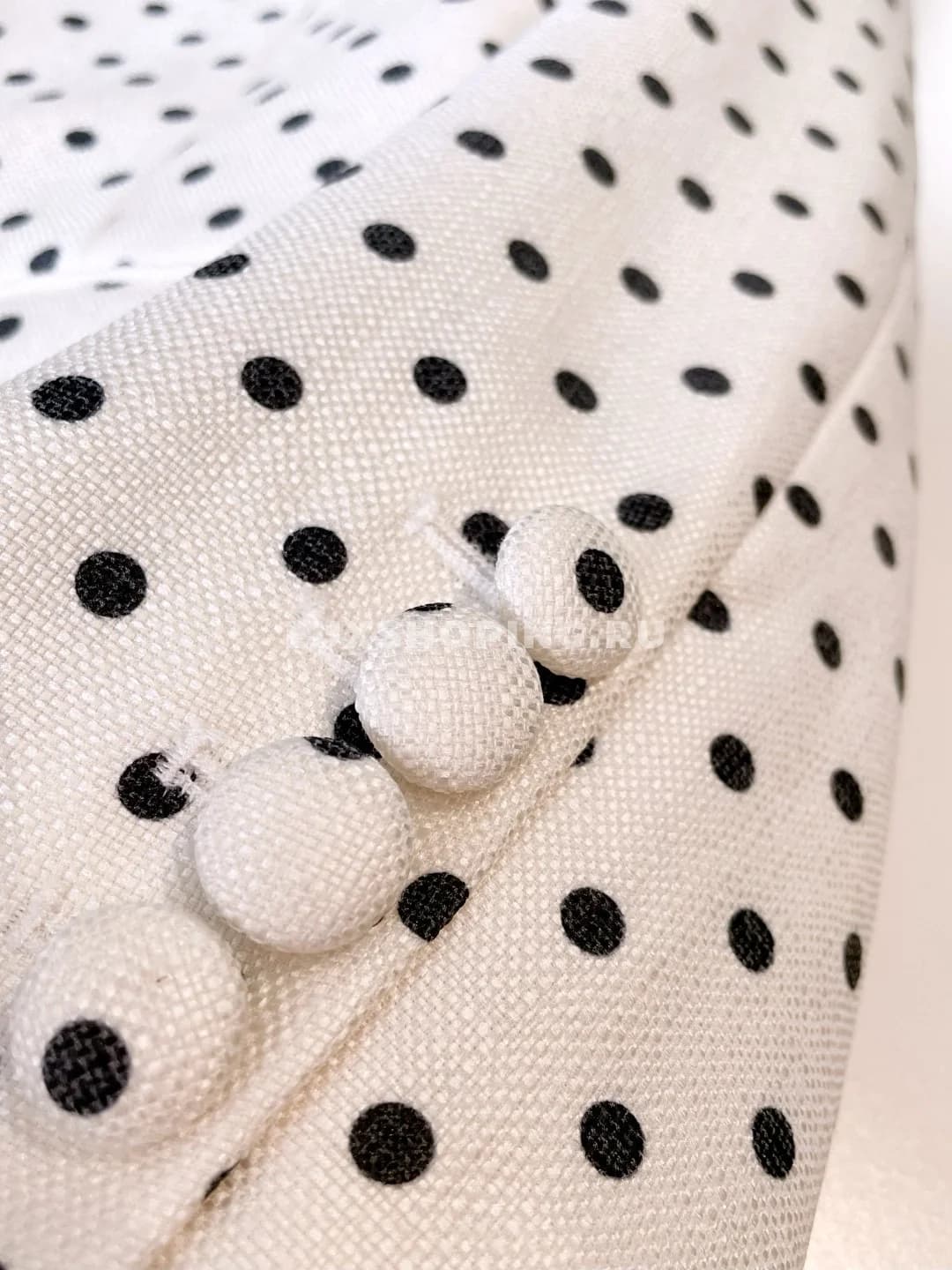 Valentino  Приталенный жакет с классическим отложным воротником украшен изящным бантом - фото 9