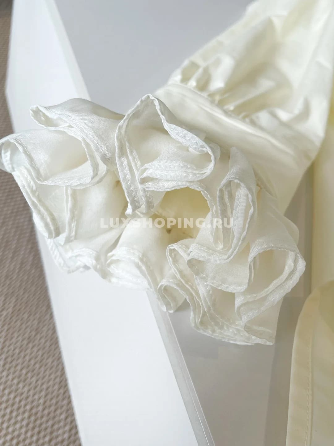 Valentino  Элегантная рубашка из хлопка с кружевной отделкой - фото 12