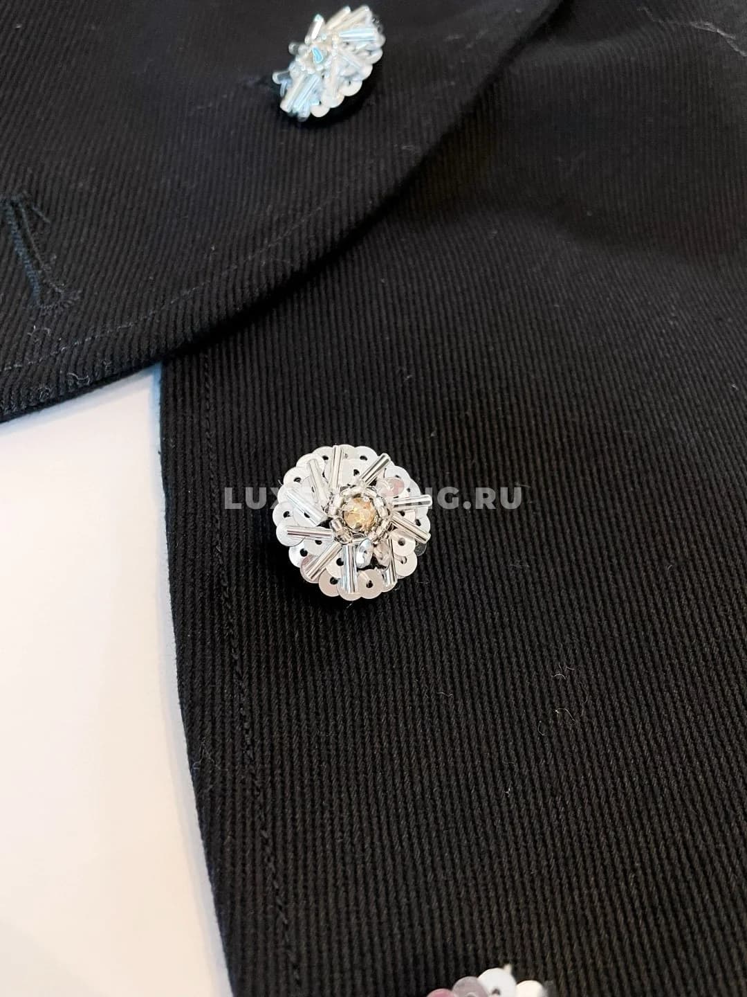 Louis Vuitton Элегантный жилет с кристаллами в черно-серебряном оттенке - фото 9