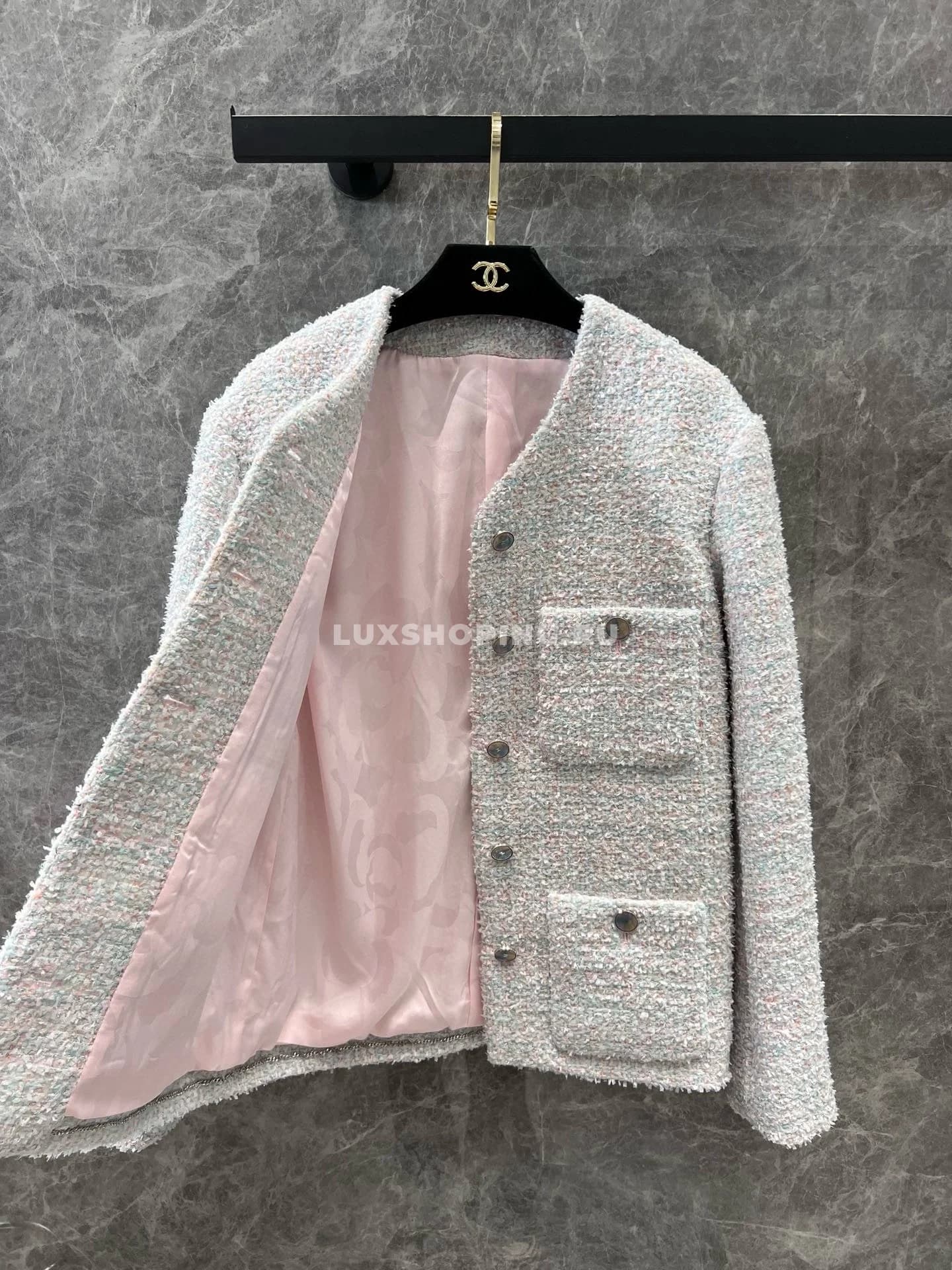 CHANEL Элегантный комплект из жакета и юбки - фото 4