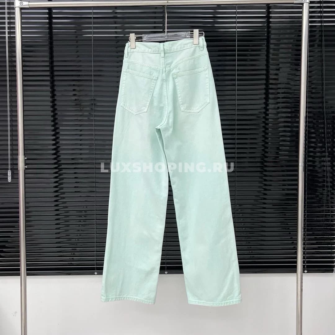 Acne Studios Джинсы в светло-зелёном оттенке с модным эффектом «грязного» вываривания - фото 7