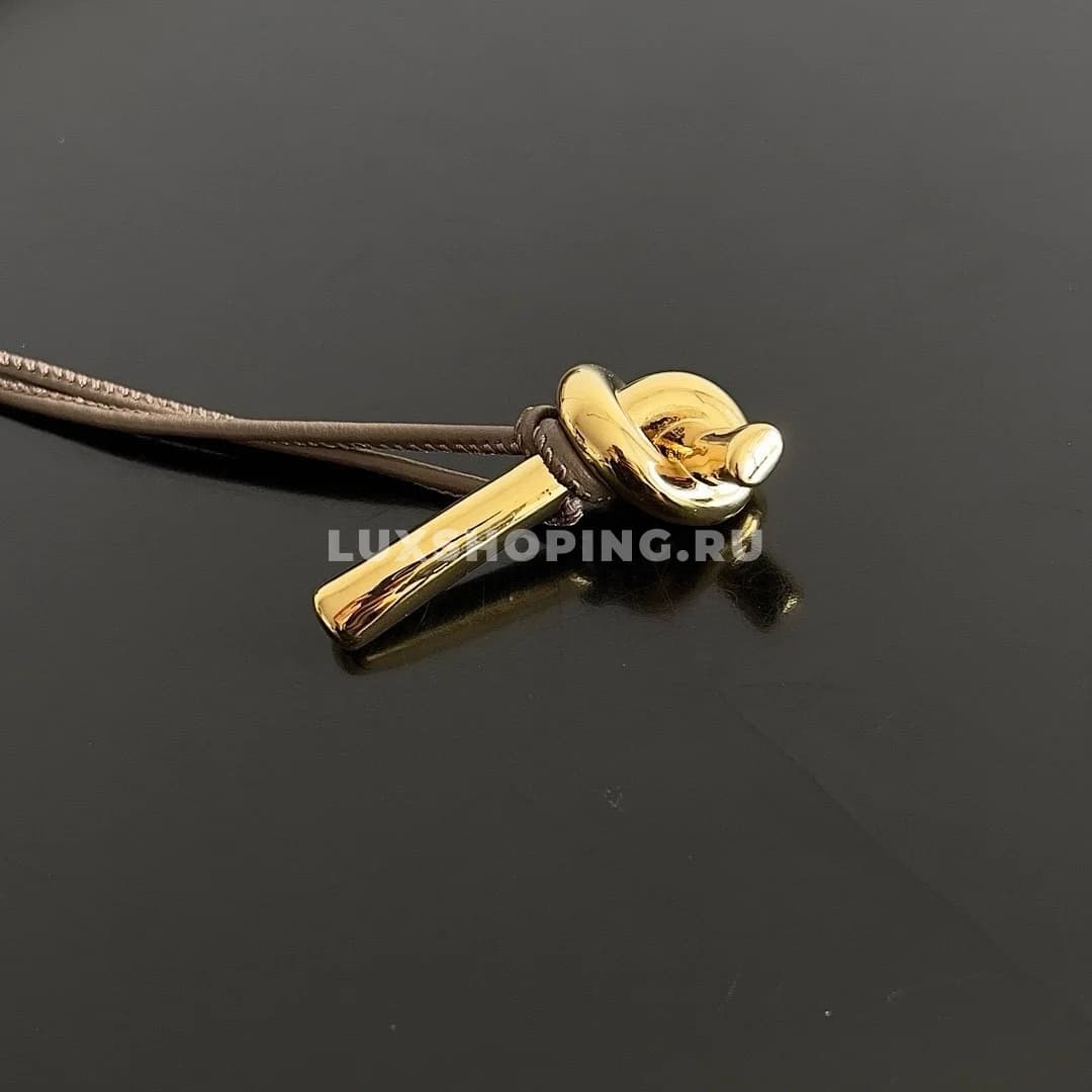 Сумка BOTTEGA VENETA ANDIAMO Clutch в оттенке "беж" - фото 7