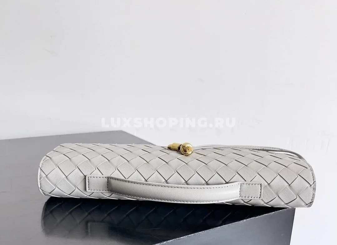 Сумка BOTTEGA VENETA ANDIAMO Clutch в оттенке "серый" - фото 2