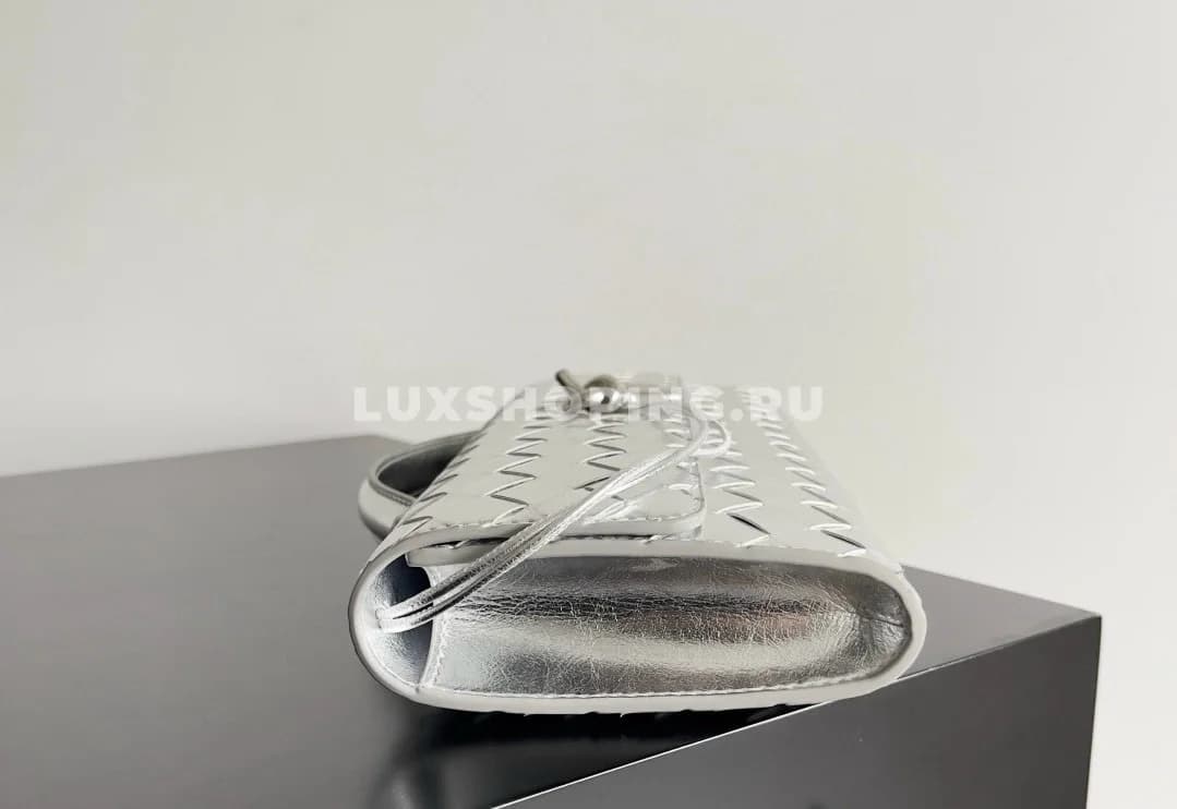 Сумка BOTTEGA VENETA ANDIAMO Clutch серебро - фото 5