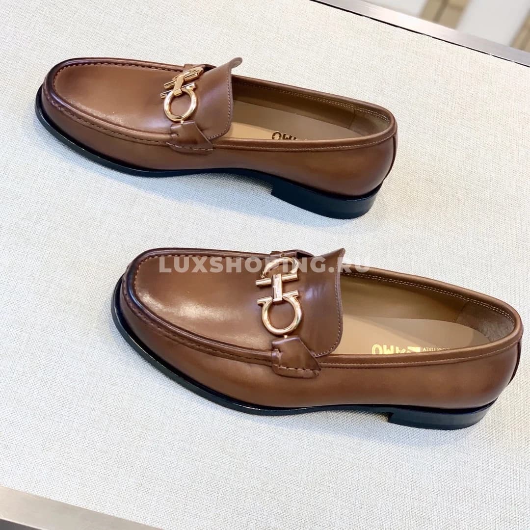 Мужские мокасины Ferragamo коричневые, гладкие - фото 3